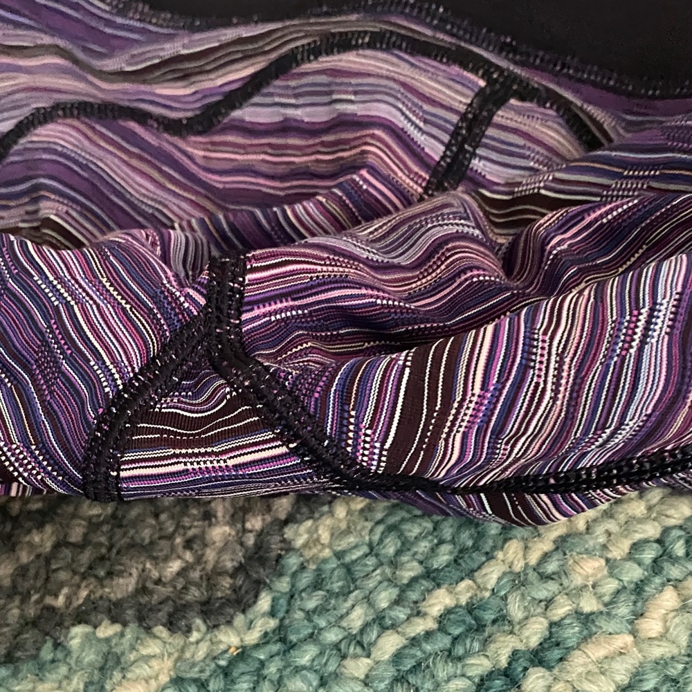Lululemon Purple Wee Stripe
Purple Speed Crops 4 - Picture 8 of 9